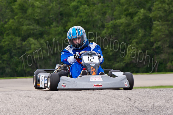 D3C_9828