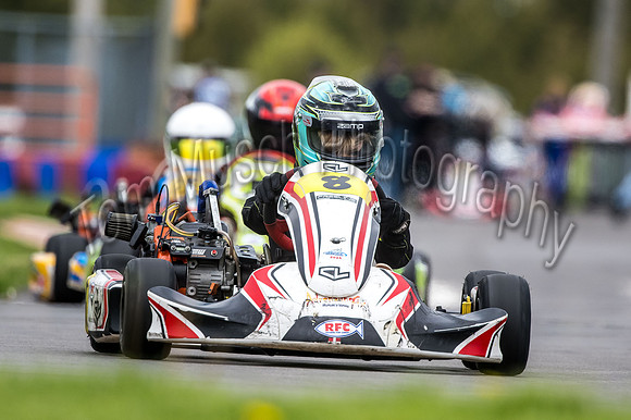 NZ9_4182