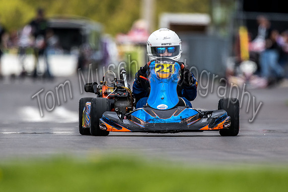 NZ9_4179