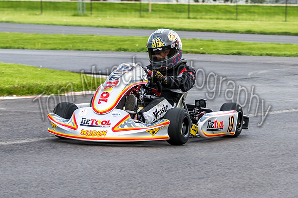 NZ9_5884